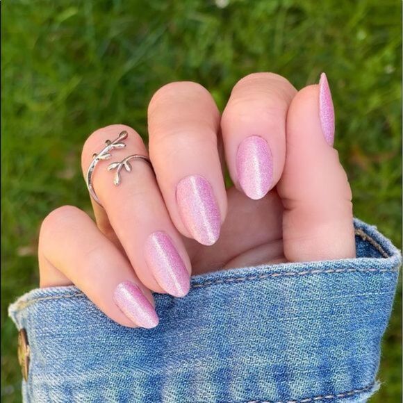 Color Street | Call Your Blush - soft rosy pink with gold glitter - Picture 4 of 9